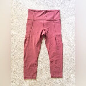 Athleta Mauve Cropped 19” Inseam Yoga Legging with Pockets SZ S Athletic Pilates